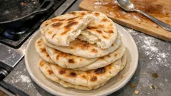 Σπιτικές πίτες για σουβλάκι στο τηγάνι – αφράτες και ελαστικές, σαν σουβλατζίδικο