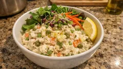 Αθηναϊκή σαλάτα με βραστό ψάρι και μαγιονέζα – δροσερή, χορταστική και κομψή