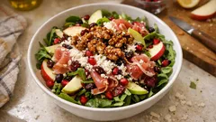 Σαλάτα με καραμελωμένα καρύδια, μήλο & ρόδι – γιορτινή και έτοιμη γρήγορα