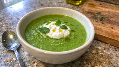 Σούπα αρακά βελουτέ με δυόσμο — βελούδινη, δροσερή και έτοιμη σε 15 λεπτά