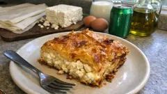 Τσαλακωτή τυρόπιτα με φύλλο κρούστας και σόδα – αφράτη μέσα, τραγανή έξω